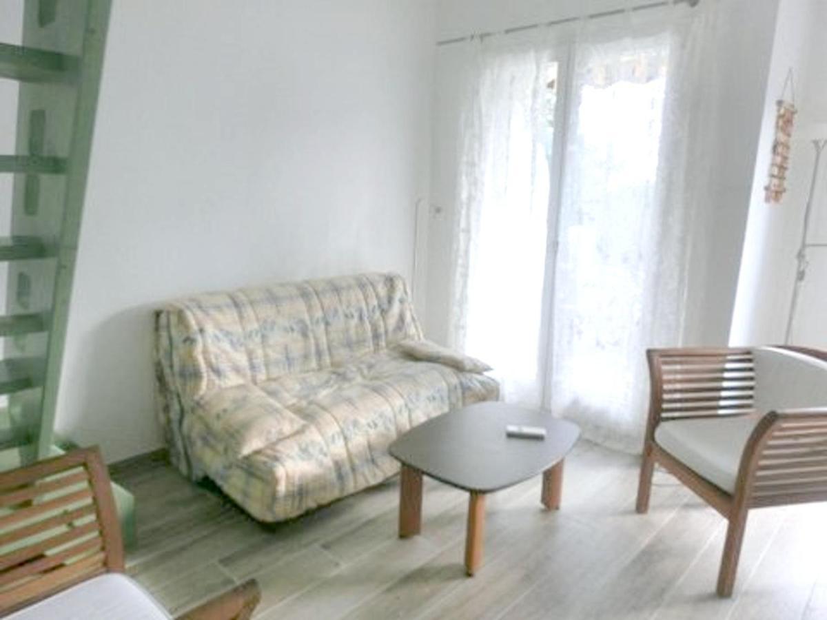 Апартаменты Studio A Theoule Sur Mer A 400 M De La Plage Avec Vue Sur La Mer Terrasse Amenagee Et Wifi Экстерьер фото